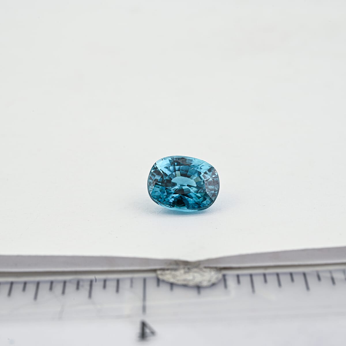 AAAA Cambodian Blue Zircon (Cush Free Size) 4.00 ctw image number 4