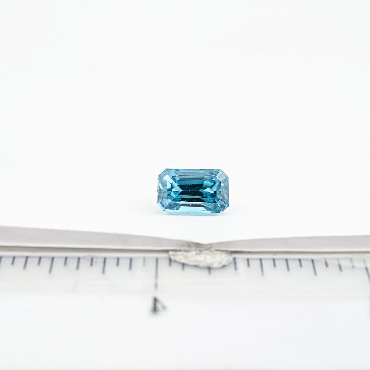 AAAA Cambodian Blue Zircon (Oct Free Size) 4.00 ctw image number 4