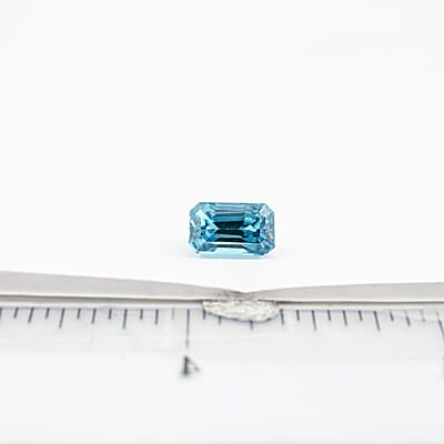 AAAA Cambodian Blue Zircon (Oct Free Size) 4.00 ctw