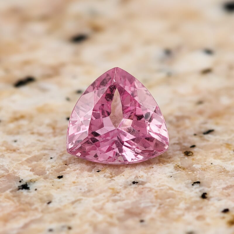  Collector's Edition AAAA Mahenge Pink Spinel (Trl Free Size) 1.00 ctw