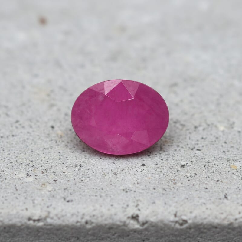 AAA Montepuez Ruby (Ovl 8x6 mm) 1.50 ctw