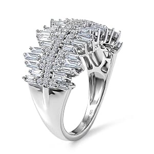 Luxuriant Lab Grown Diamond G-H SI 1.50 ctw Ring in Rhodium Over Sterling Silver (Size 7.0)