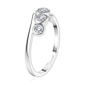 D'Joy Moissanite 0.50 ctw Bypass Ring in Platinum Over Sterling Silver (Size 7.0)