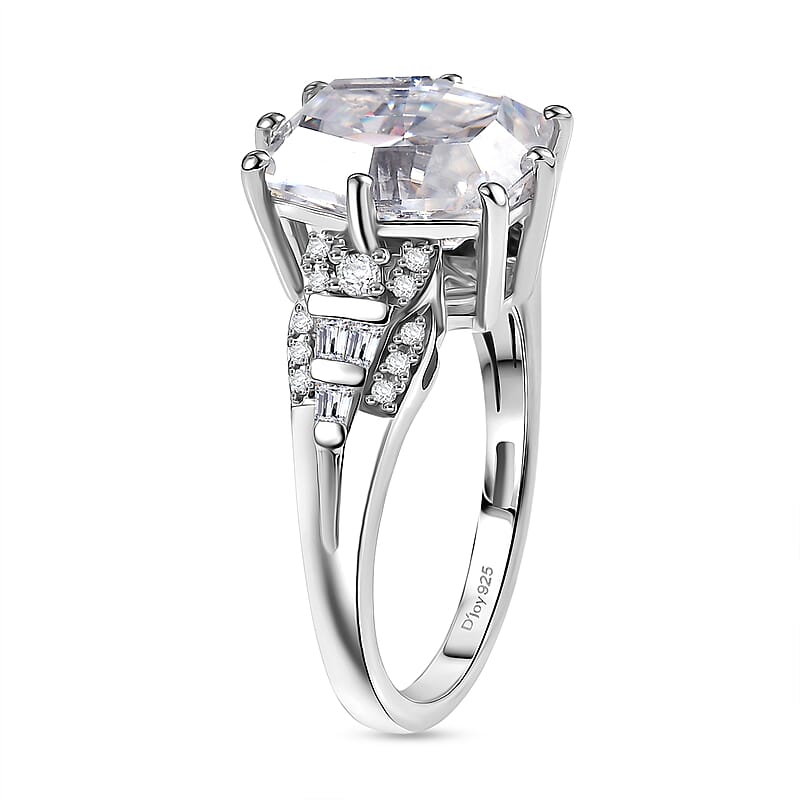 D'Joy Moissanite 4.65 ctw The Spotlight Spark Ring in Rhodium Over Sterling Silver (Size 5.0)