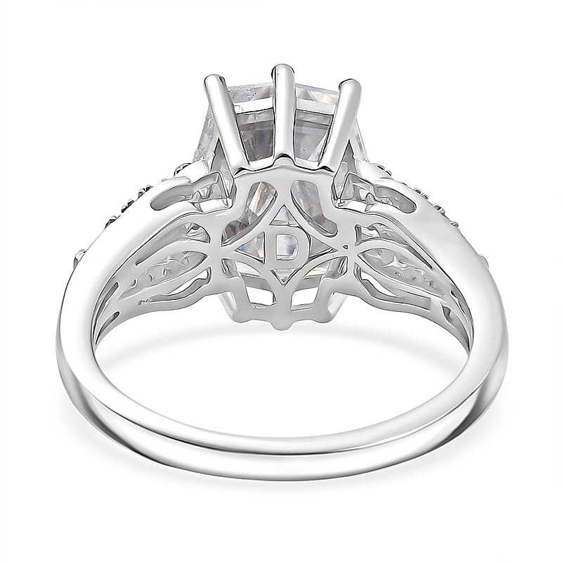 D'Joy Moissanite 4.65 ctw The Spotlight Spark Ring in Rhodium Over Sterling Silver (Size 5.0)