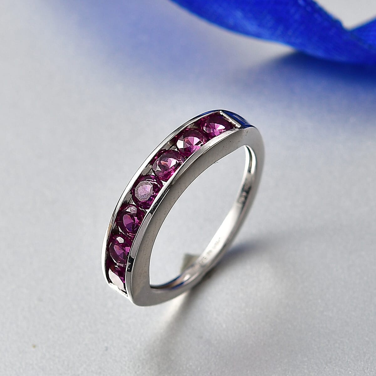 D'Joy Radiant Ember Garnet 7 Stone Ring in Rhodium Over Sterling Silver (Size 10.0) 1.59 ctw image number 1