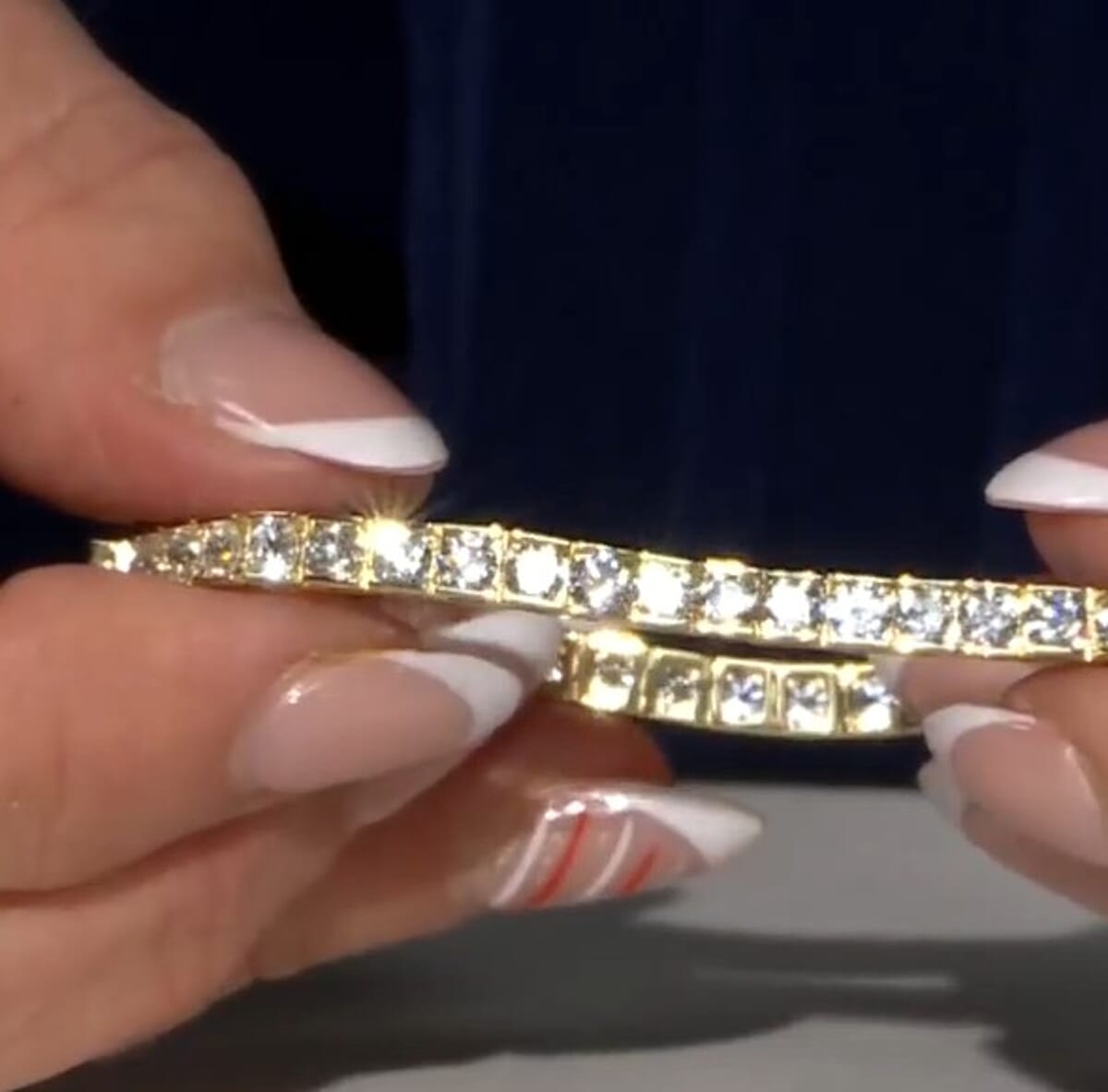 Doorbuster Luxuriant Lab Grown Diamond F VVS2 8.00 ctw Bracelet in 14K Yellow Gold (7.25 In) 12.35 Grams image number 3