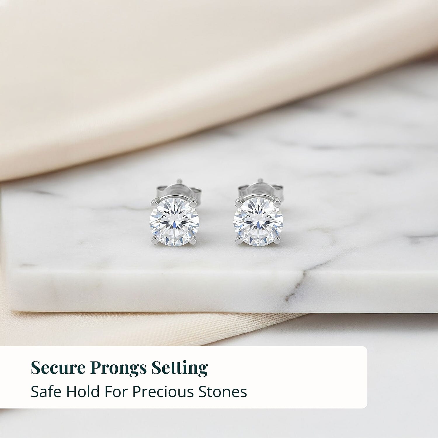 Luxuriant Lab Grown Diamond VS 2.00 ctw Stud Earrings in 14K White Gold