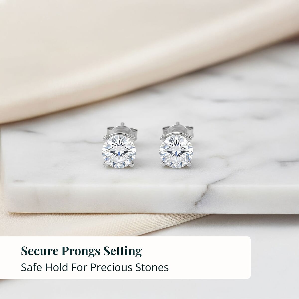 Doorbuster Luxuriant Lab Grown Diamond VS 2.00 ctw Stud Earrings in 14K White Gold image number 5