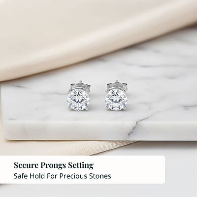  Luxuriant Lab Grown Diamond VS 2.00 ctw Stud Earrings in 14K White Gold