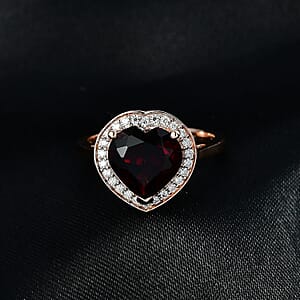 D'Joy Mozambique Garnet and Moissanite 3.90 ctw Heartfire Glow Ring in 18K Vermeil Rose Gold Over Sterling Silver (Size 10.0)