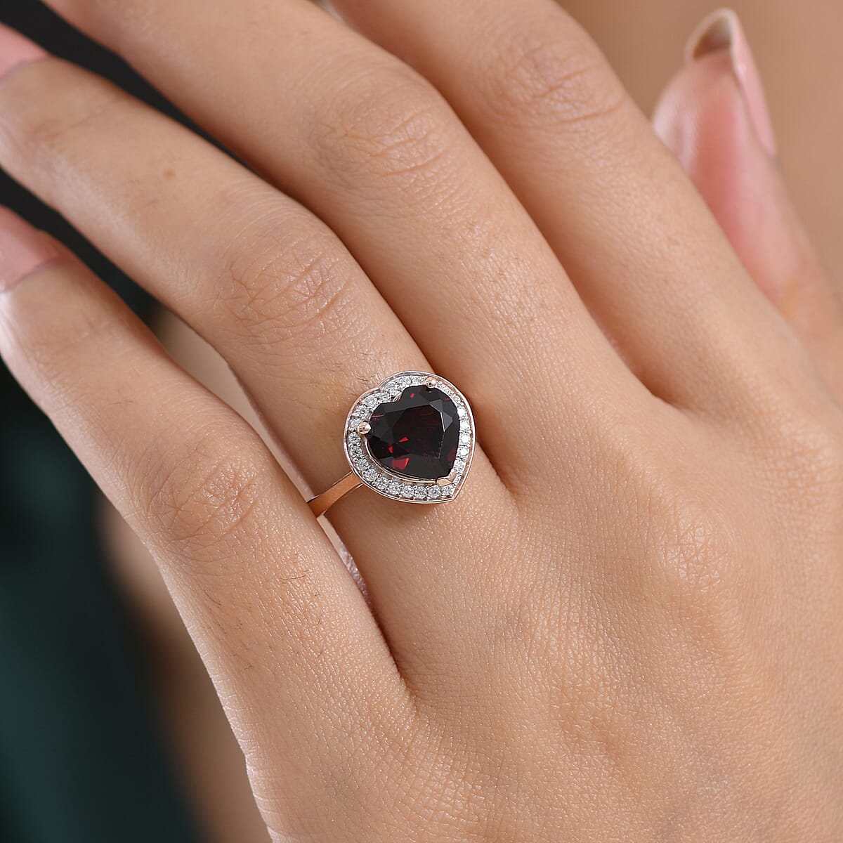D'Joy Mozambique Garnet and Moissanite 3.90 ctw Ring in 18K Vermeil Rose Gold Over Sterling Silver (Size 10.0) image number 2