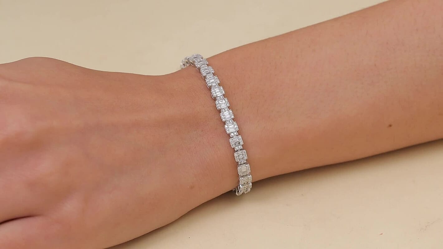 Luxuriant Lab Grown Diamond G-H SI 3.10 ctw Matrix Block Bracelet in Rhodium Over Sterling Silver (7.25 In)