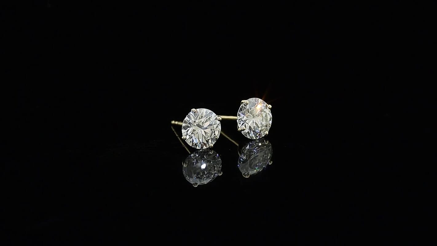 Closeout Deal Luxuriant Lab Grown Diamond SI 3.00 ctw Solitaire Stud Earrings in 14K Yellow Gold