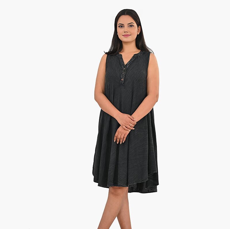 La Marey Black Solid Stone-Wash Umbrella Dress with collar and Buttons - One Size Missy