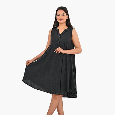 La Marey Black Solid Stone-Wash Umbrella Dress with collar and Buttons - One Size Missy