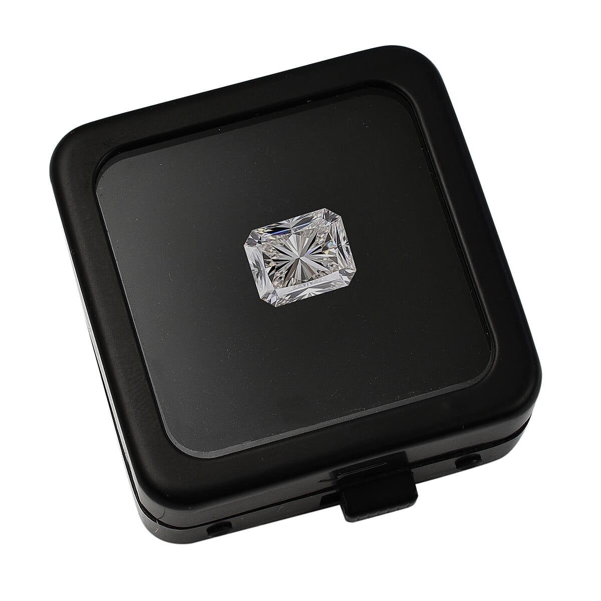 IGI Certified Luxuriant Lab Grown Diamond (Radiant) (G VS2) 10.00 ctw image number 3