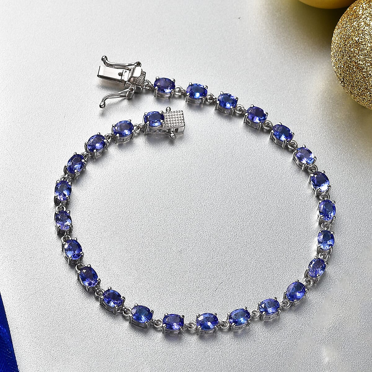D'Joy AAA Tanzanite 9.40 ctw Bracelet in Rhodium Over Sterling Silver (8.00 In) image number 1