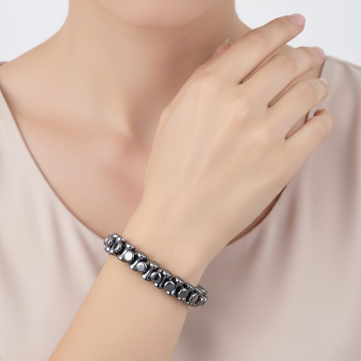 Bone Shape Terahertz 90.00 ctw Beaded Bracelet in Stainless Steel (7-9In) image number 2