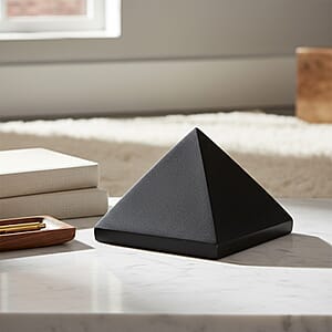 Basalt Pyramid -Medium 923ctw