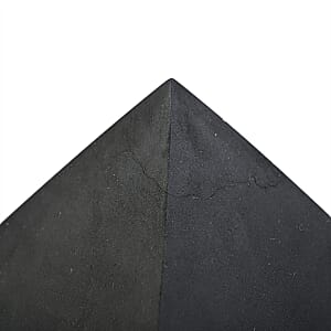 Basalt Pyramid -Medium 923ctw