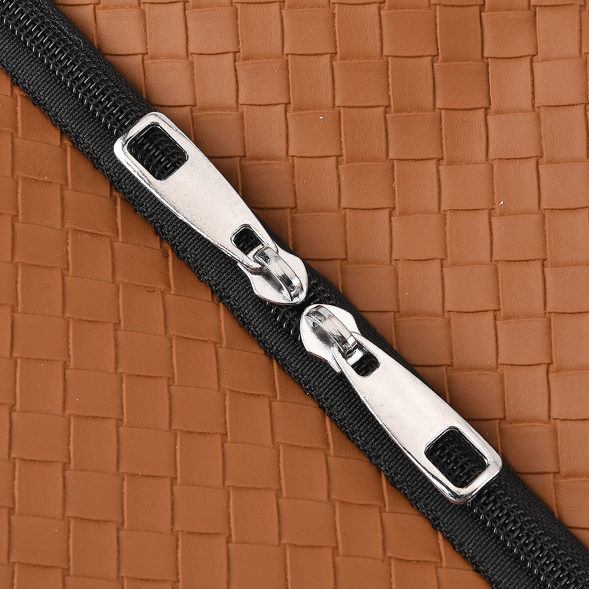 La Marey Tan Duffle Travel Bag with Shoulder Strap image number 3