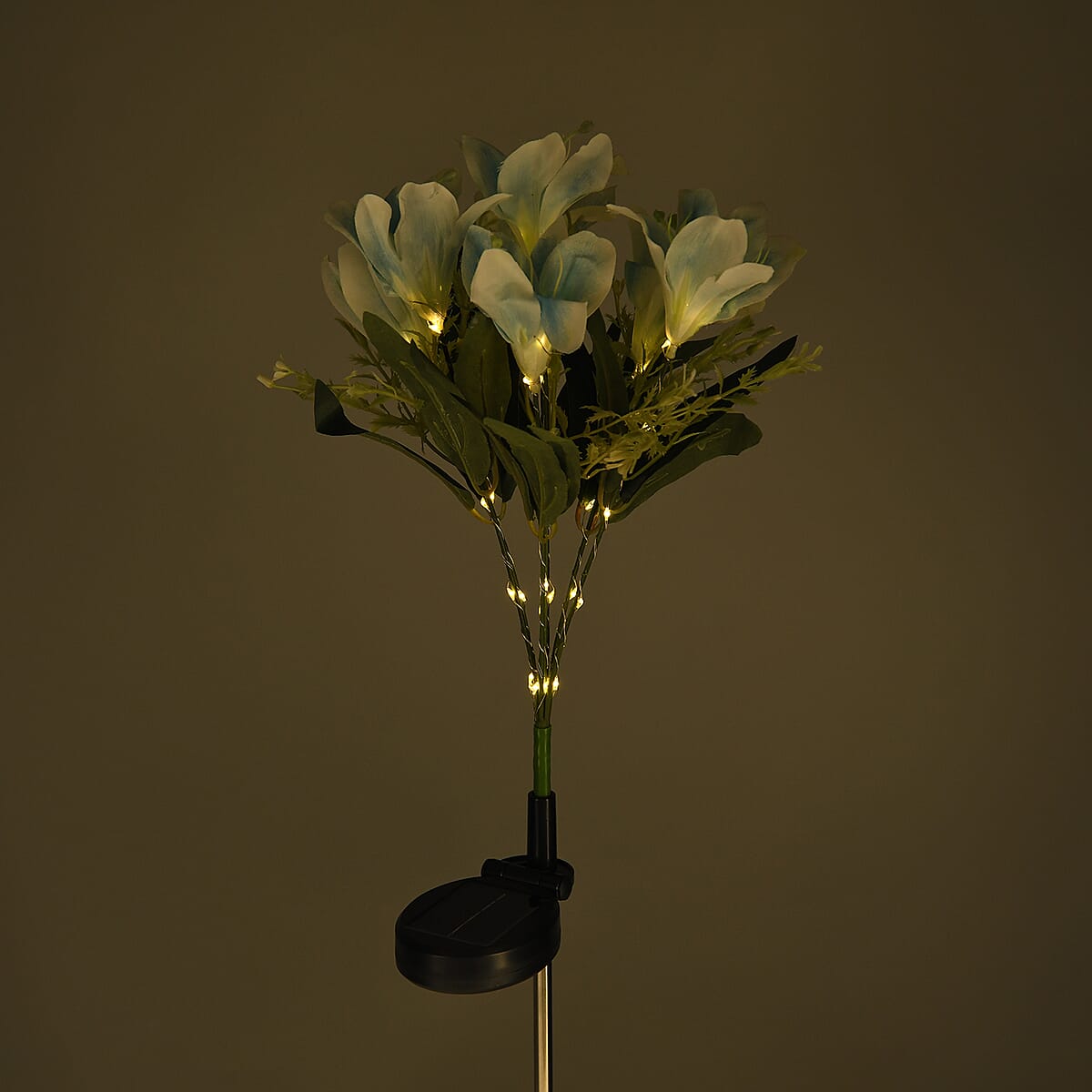 Livmore Blue Lily Flower Solar Lights with 7 Heads image number 3