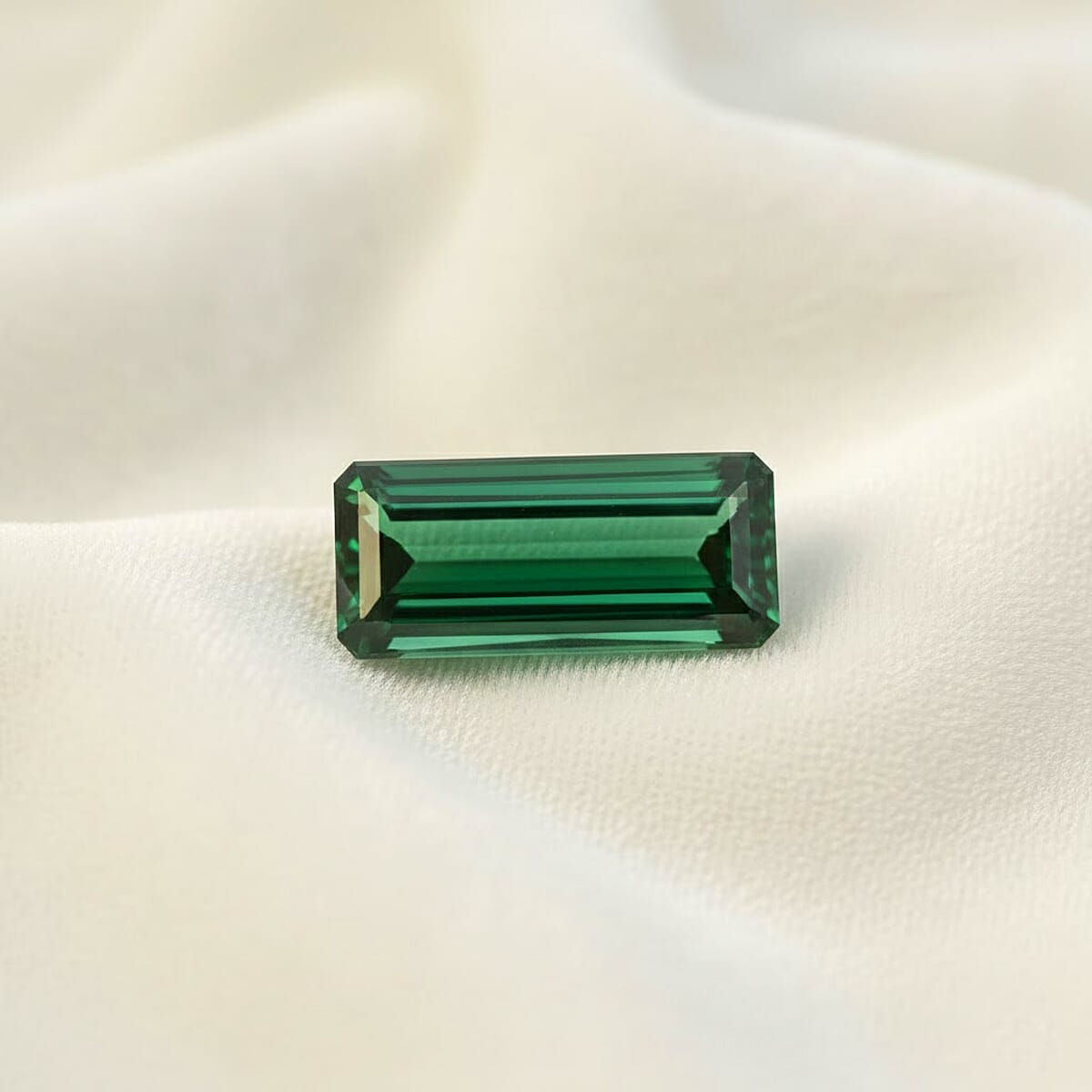 AAAA Lagoon Tourmaline (Oct Free Size) 14.24 ctw image number 1