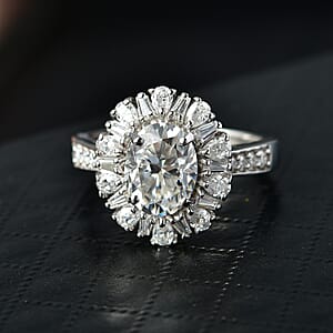D'Joy Moissanite 2.90 ctw Sparkburst Ring in Rhodium Over Sterling Silver (Size 8.0)