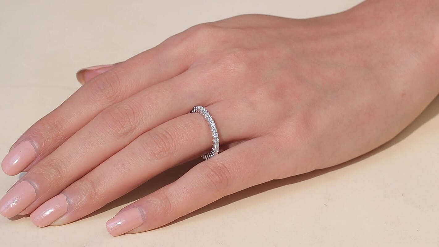 D'Joy Moissanite Ring in Rhodium Over Sterling Silver (Size 7.0) 0.90 ctw