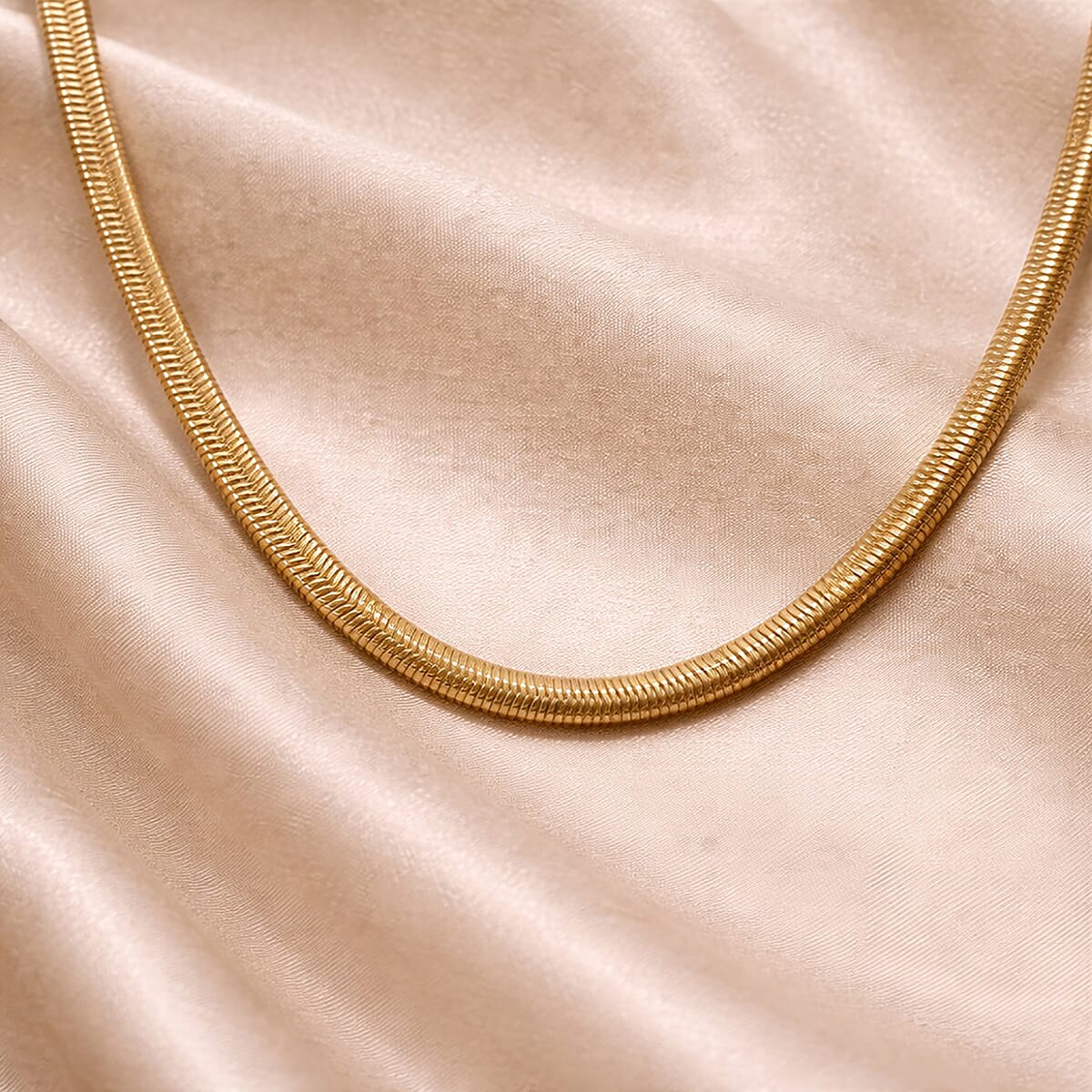 Wave Motion Necklace (20-22 Inches) in ION Plated YG Stainless Steel image number 1