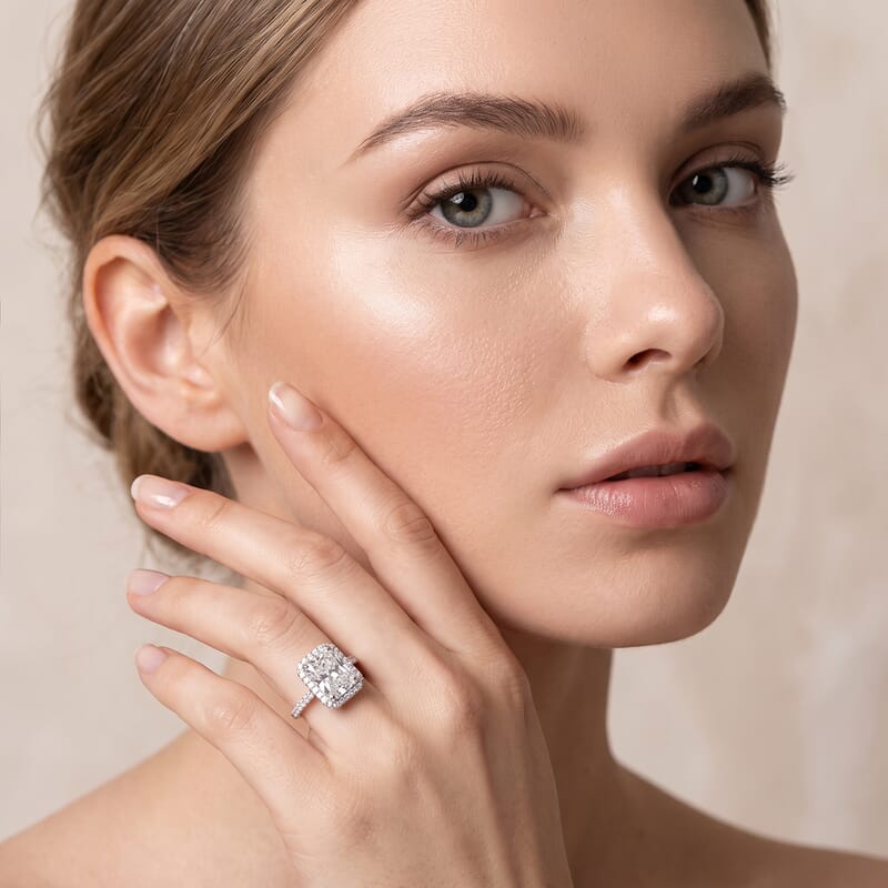 IGI Certified Luxuriant Lab Grown Diamond E-F VS 3.50 ctw Ring in 950 Platinum (Size 6.0) 6.10 Grams