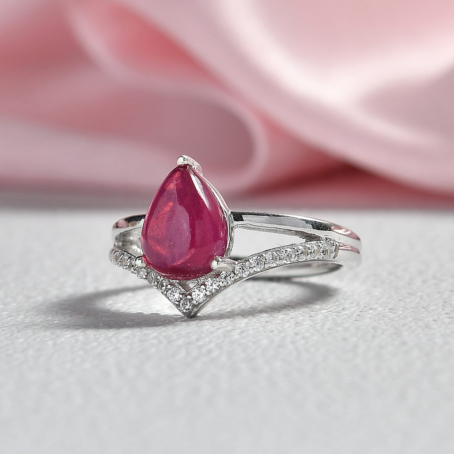D'Joy Niassa Ruby (FF) and White Zircon 3.00 ctw Ring in Rhodium Over Sterling Silver (Size 6.0)