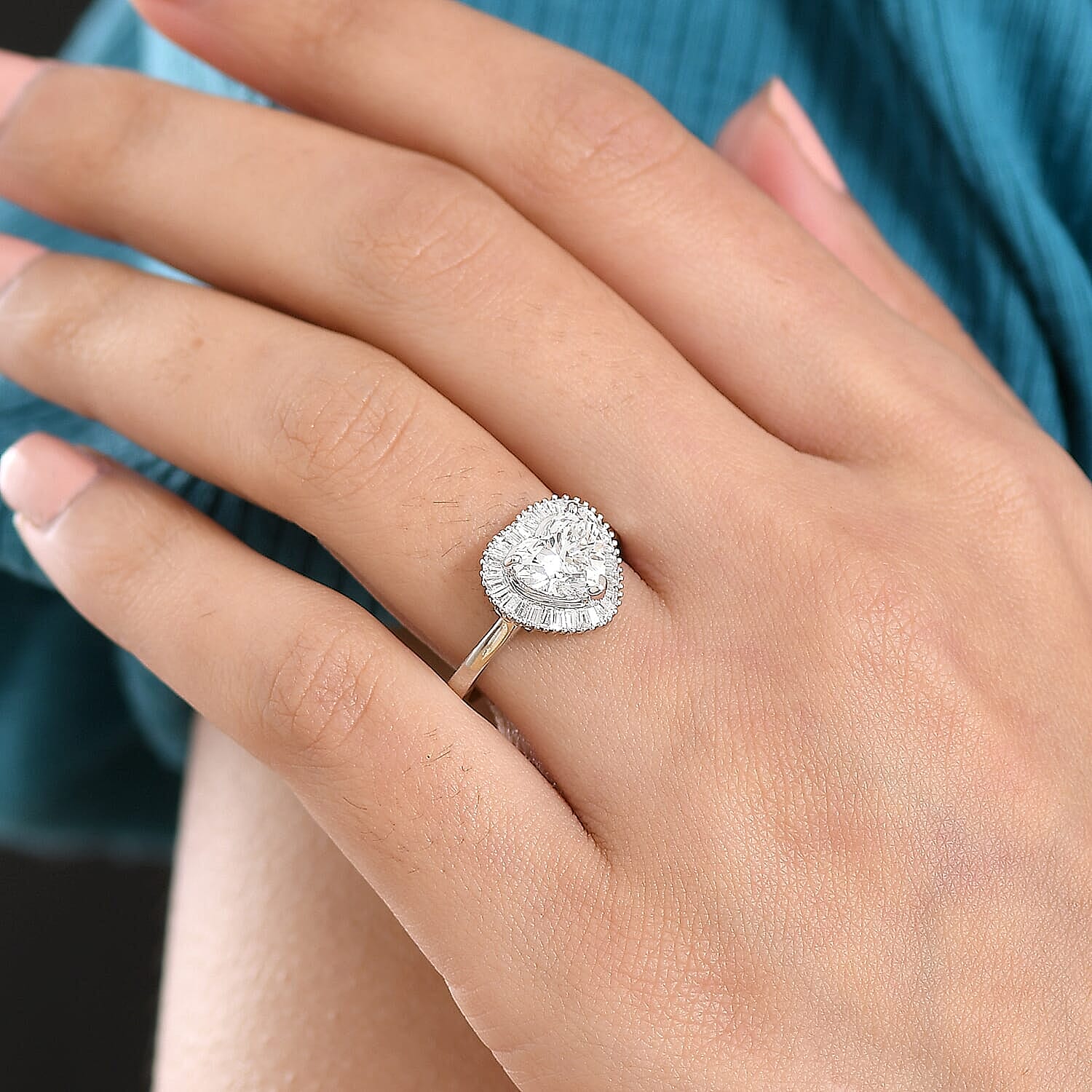 Luxuriant Lab Grown Diamond E-F VS 2.50 ctw Heart Ring in 950 Platinum (Size 10.0) 6.50 Grams