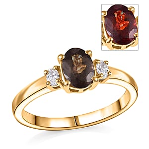 Premium Madagascar Color Change Garnet and Luxuriant Lab Grown Diamond G-H SI 1.10 ctw Ring in 18K Vermeil Yellow Gold Over Sterling Silver (Size 10.0)