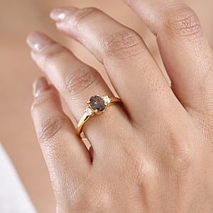 Premium Madagascar Color Change Garnet and Luxuriant Lab Grown Diamond G-H SI 1.10 ctw Ring in 18K Vermeil Yellow Gold Over Sterling Silver (Size 10.0)