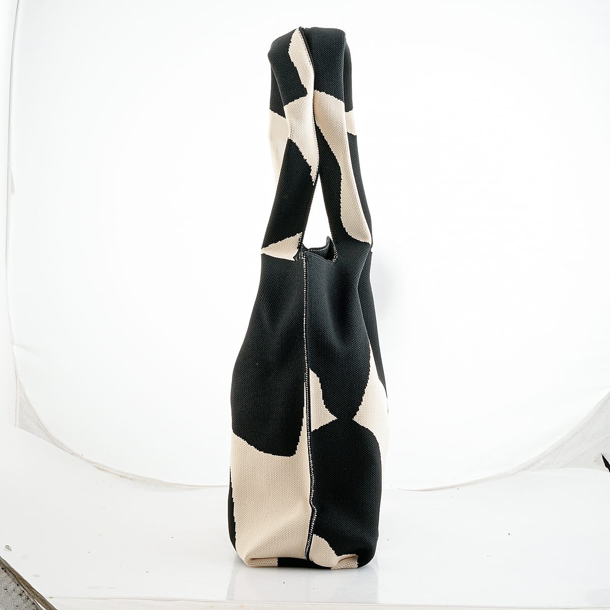 La Marey Black Knitting Tote Bag image number 1