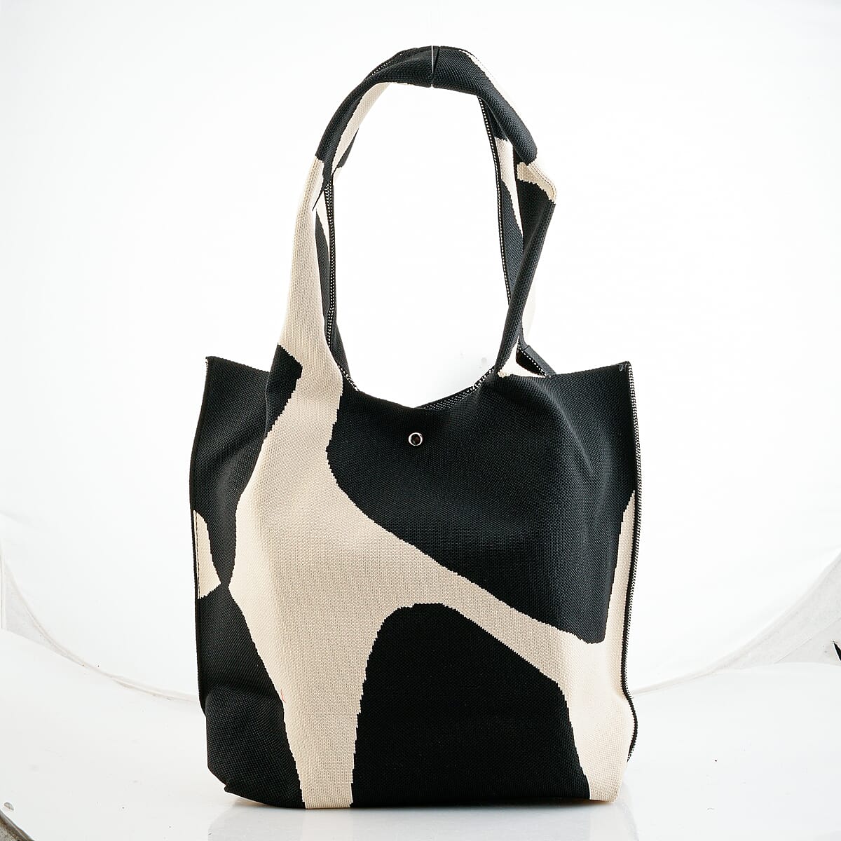 La Marey Black Knitting Tote Bag image number 2