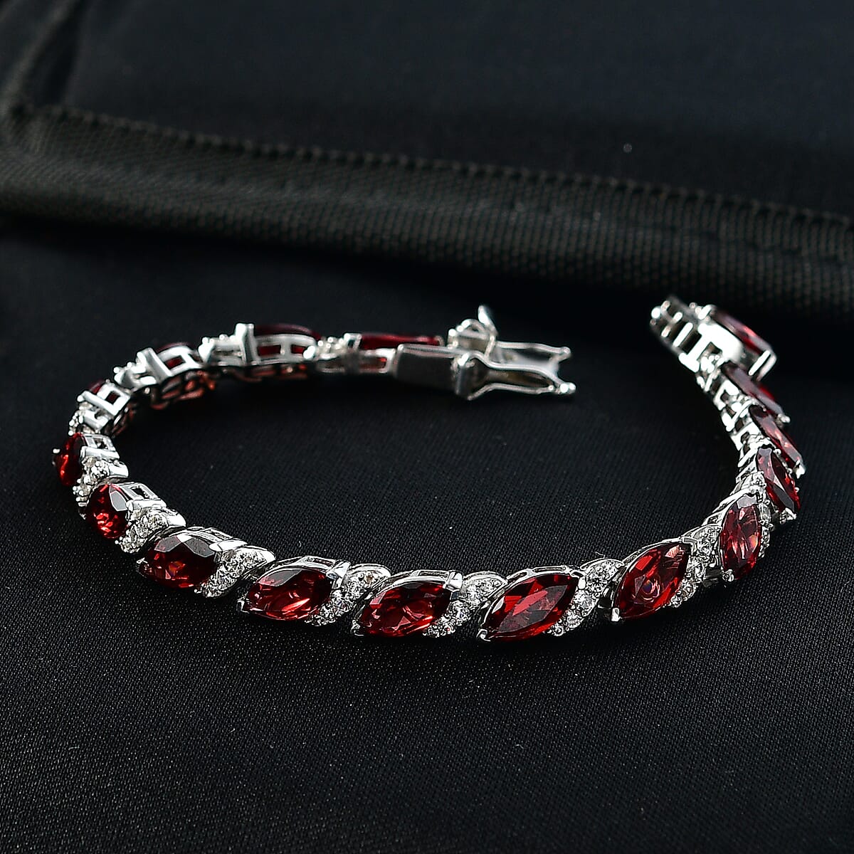 D'Joy Premium Mozambique Garnet and White Zircon 22.00 ctw Bracelet in Rhodium Over Sterling Silver (7.25 In) image number 1