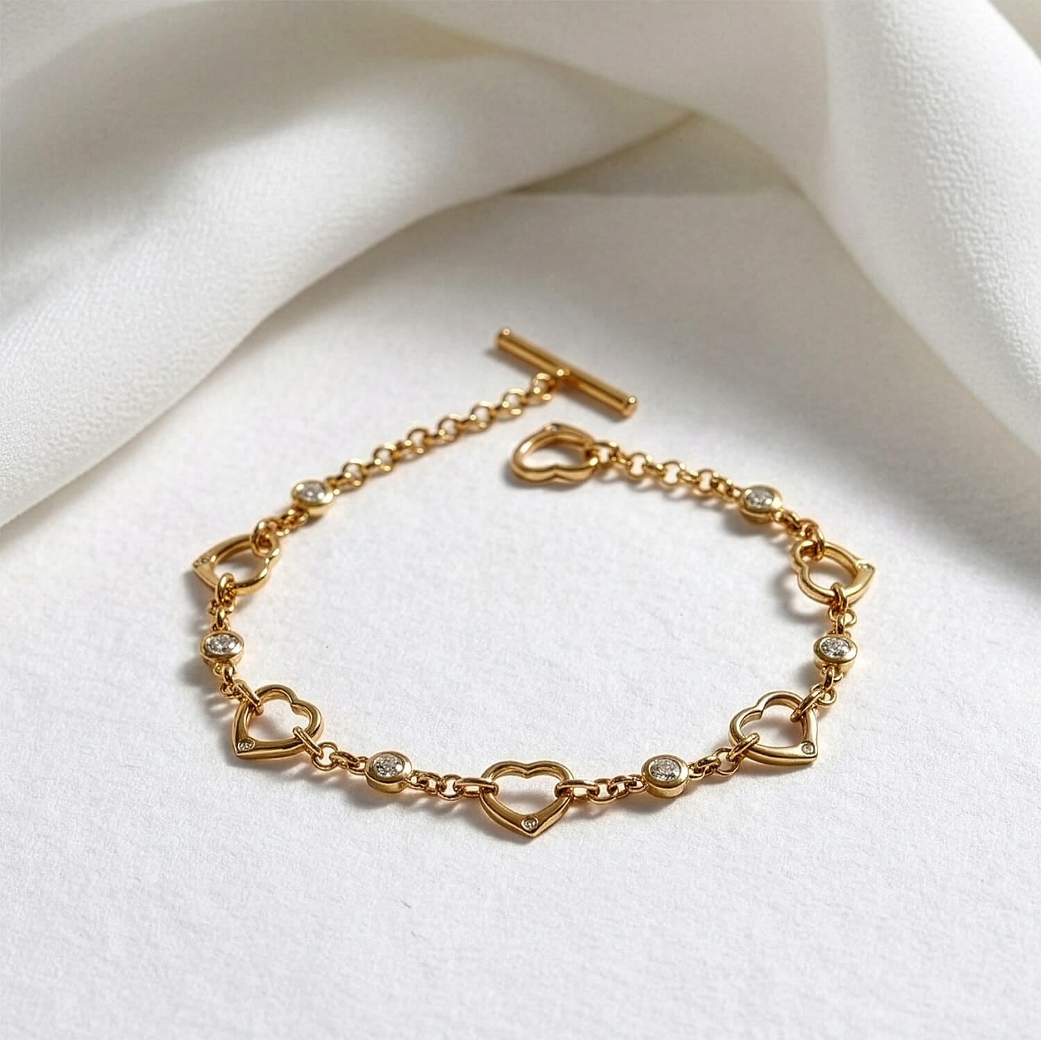 EverTrue Moissanite 0.75 ctw Forever Linked Hearts Bracelet in 18K YG Plat (7.25 In)