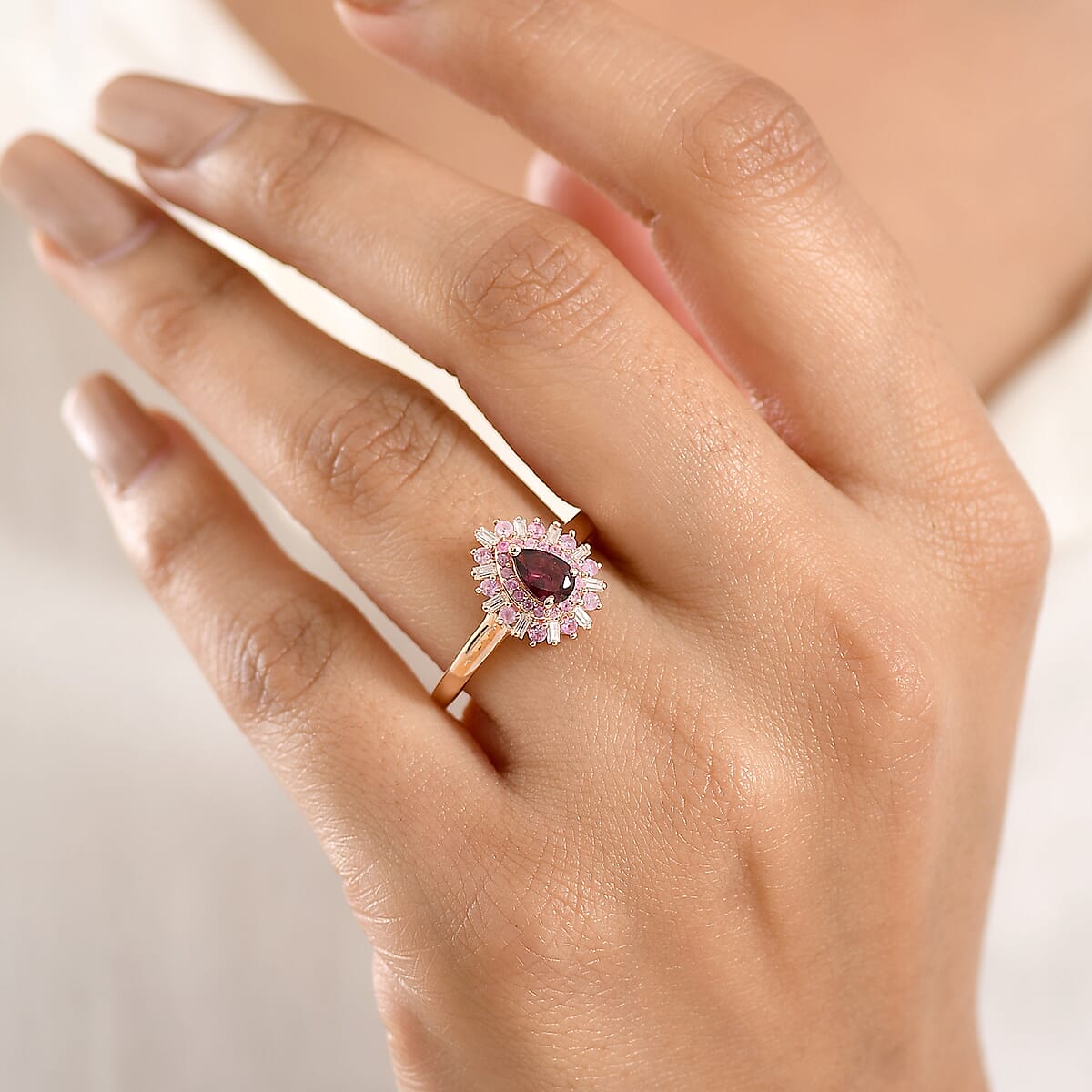 D'Joy Premium Malawi Magenta Garnet and Multi Gemstone 1.00 ctw Ring in 18K Vermeil Rose Gold Over Sterling Silver (Size 10.0) image number 2