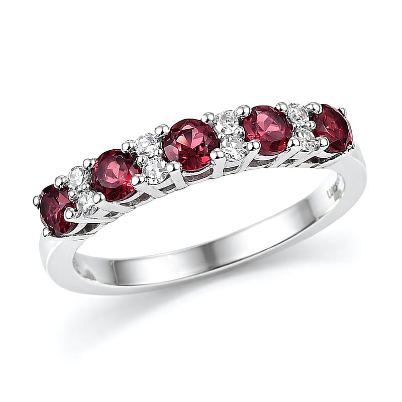 Premium Malawi Magenta Garnet and Luxuriant Lab Grown Diamond G-H SI 0.90 ctw Moonlit Spark Ring in Rhodium Over Sterling Silver (Size 6.0)