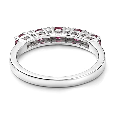 Premium Malawi Magenta Garnet and Luxuriant Lab Grown Diamond G-H SI 0.90 ctw Moonlit Spark Ring in Rhodium Over Sterling Silver (Size 6.0)