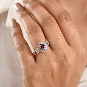 D'Joy Premium Malawi Magenta Garnet, Champagne Zircon and White Zircon 1.50 ctw Twilight Halo Ring in 18K Vermeil Rose Gold Over Sterling Silver (Size 6.0)