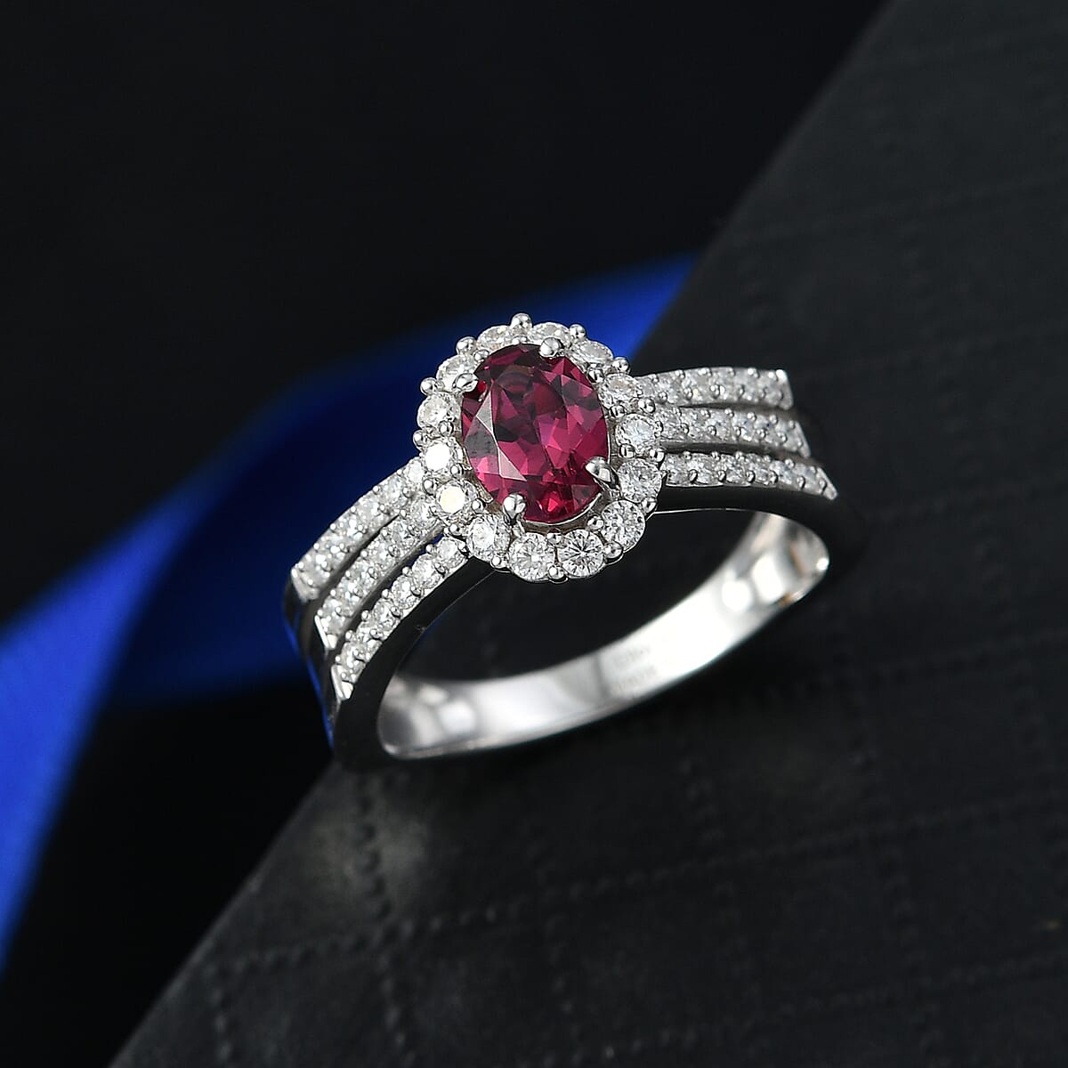 D'Joy Premium Malawi Magenta Garnet, Moissanite Ring in Rhodium Over Sterling Silver (Size 7.0) 1.60 ctw image number 1