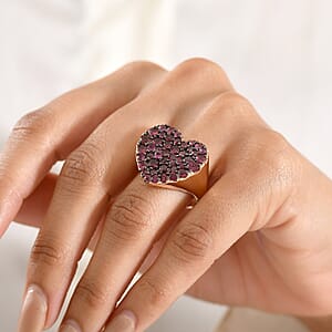 D'Joy Premium Malawi Magenta Garnet 4.50 ctw Twilight Romance Ring in 18K Vermeil Rose Gold Over Sterling Silver (Size 10.0)