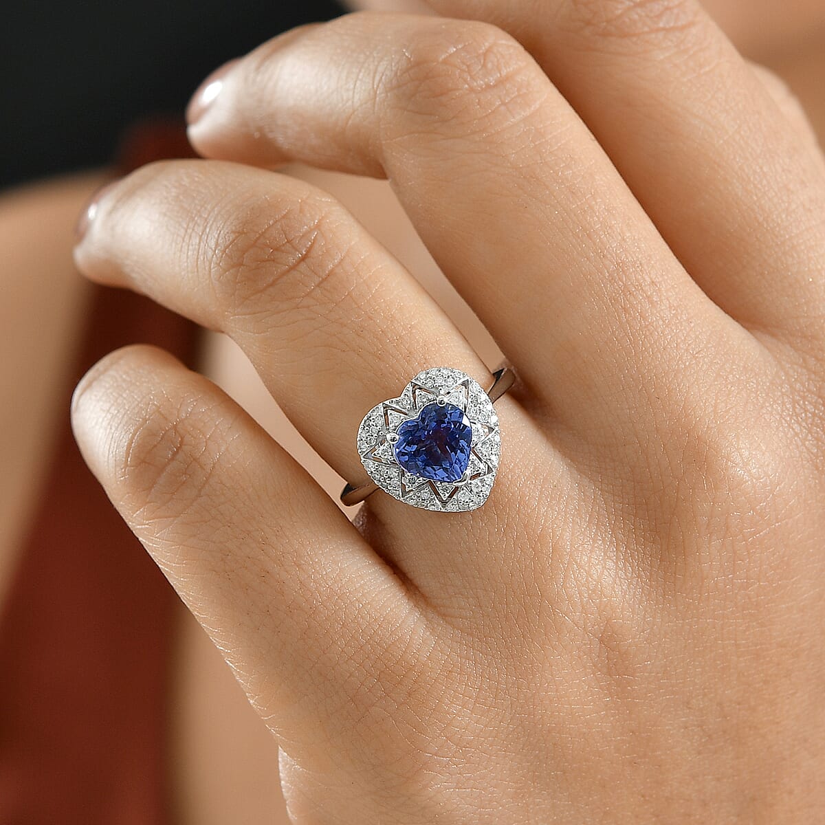 GP Premium Tanzanite and Diamond I2 2.10 ctw Ring in 10K White Gold (Size 7.0) image number 3