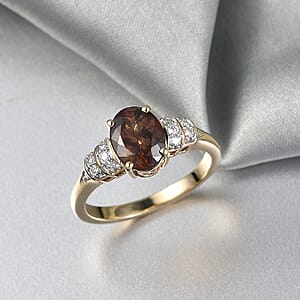 Luxoro AAA Madagascar Color Change Garnet and Diamond I2 2.50 ctw Regal Ring in 10K Yellow Gold (Size  10.0)