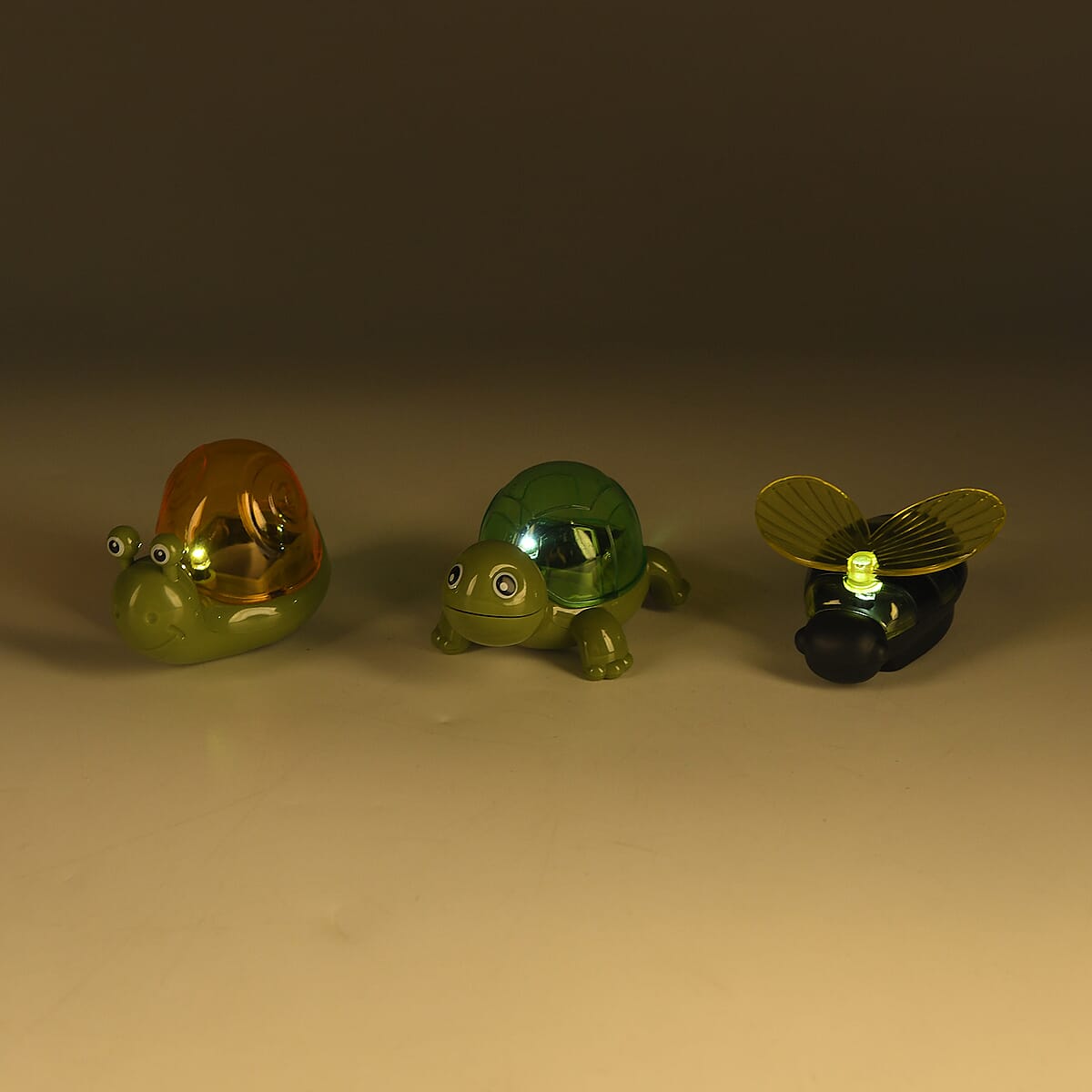 Livmore Multi Color Snail, Bee and Tortoise Solar Light image number 1
