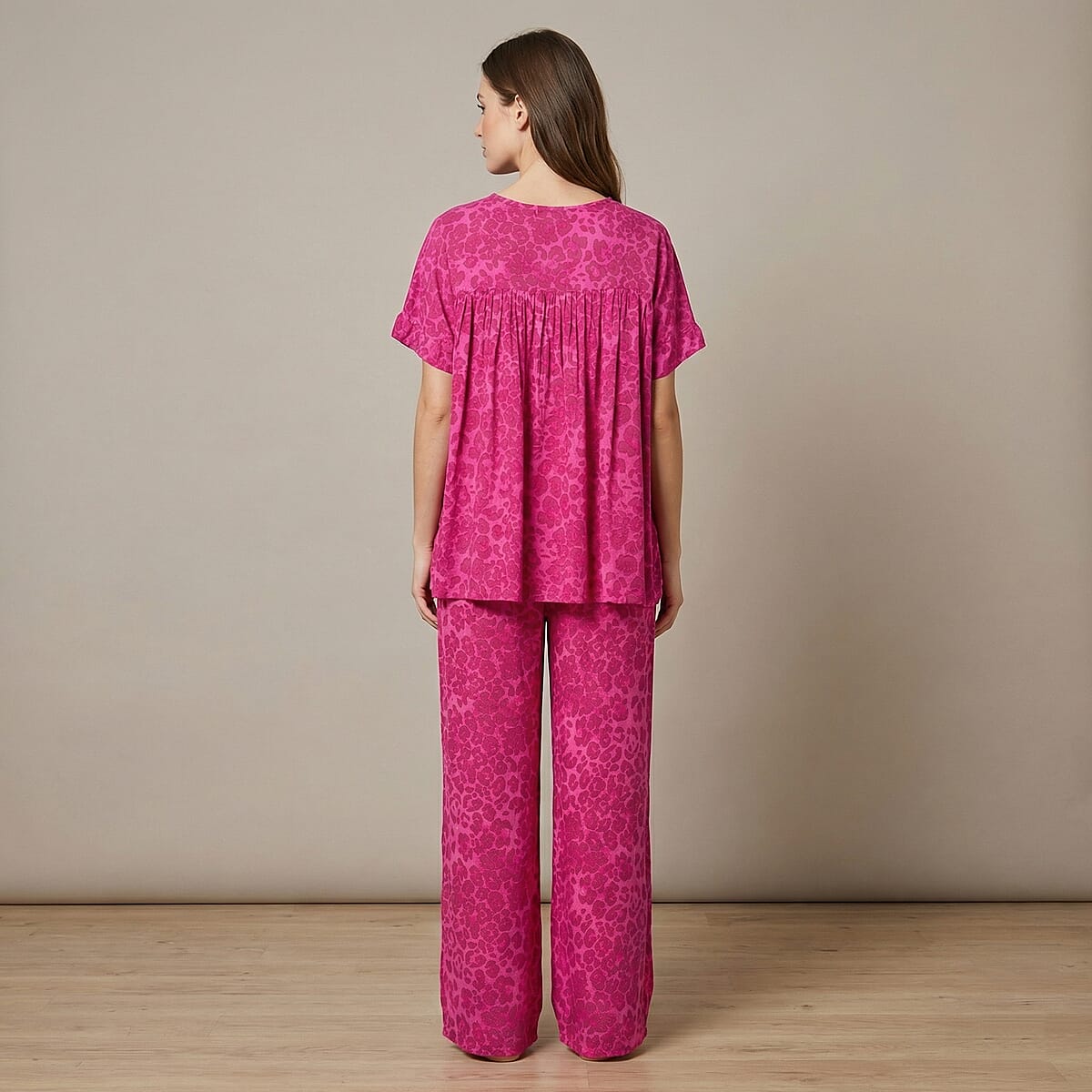 La Marey Pink 2pcs Pajama Set - One Size Missy image number 1